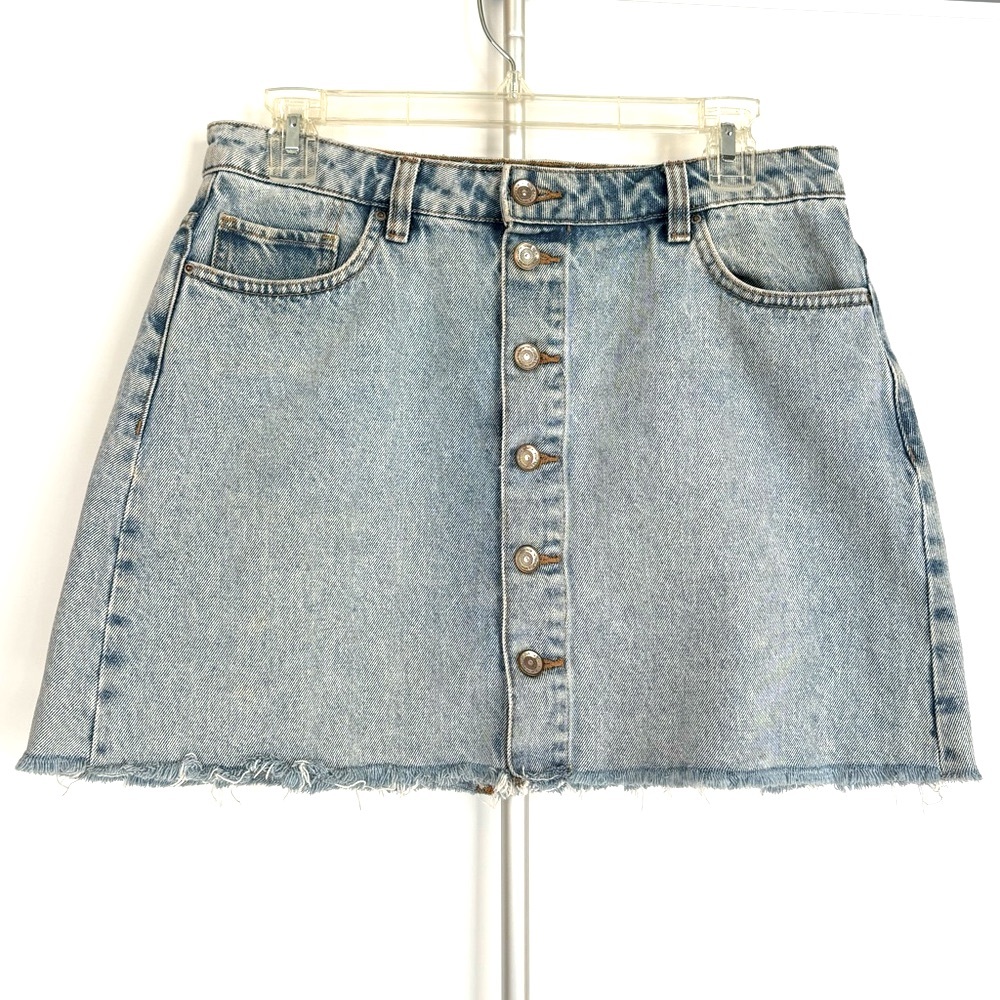 ZARA Button Front Light Rinse A-line Denim Mini Skirt Size 6